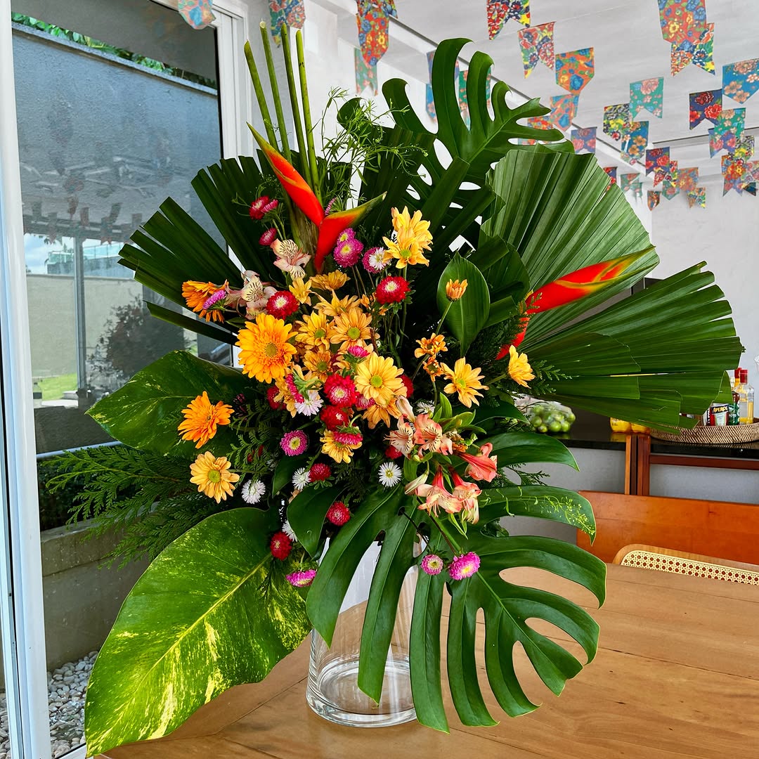 Arranjo tropical Casa Jardim